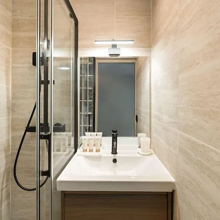 Apartman - Premium Family Near Metro Párizs