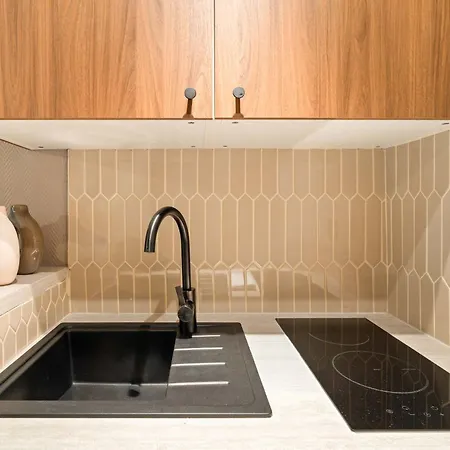 Apartman - Premium Family Near Metro