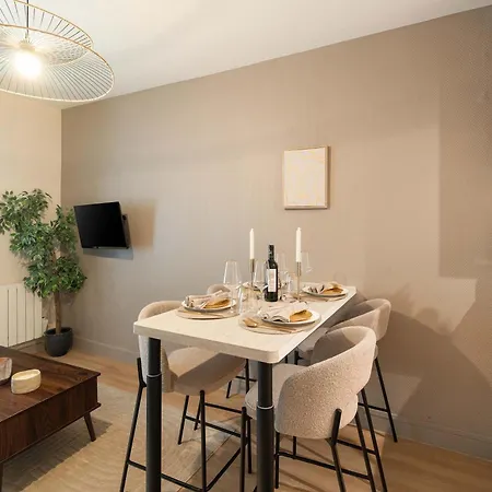 Apartman - Premium Family Near Metro