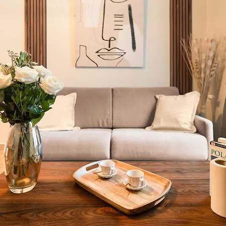 - Premium Family Near Metro Apartman Párizs