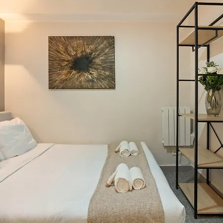 Apartman - Premium Family Near Metro