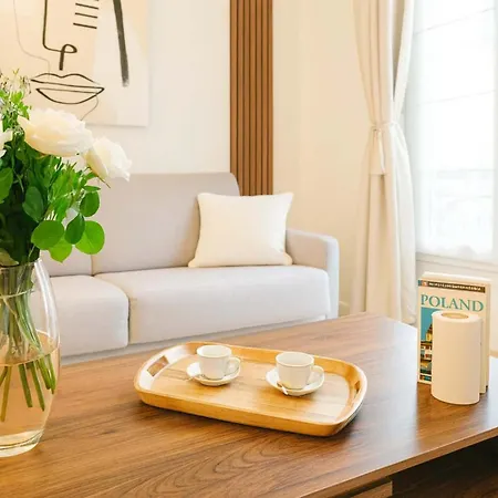 - Premium Family Near Metro Париж