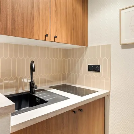 Апартаменты - Premium Family Near Metro *